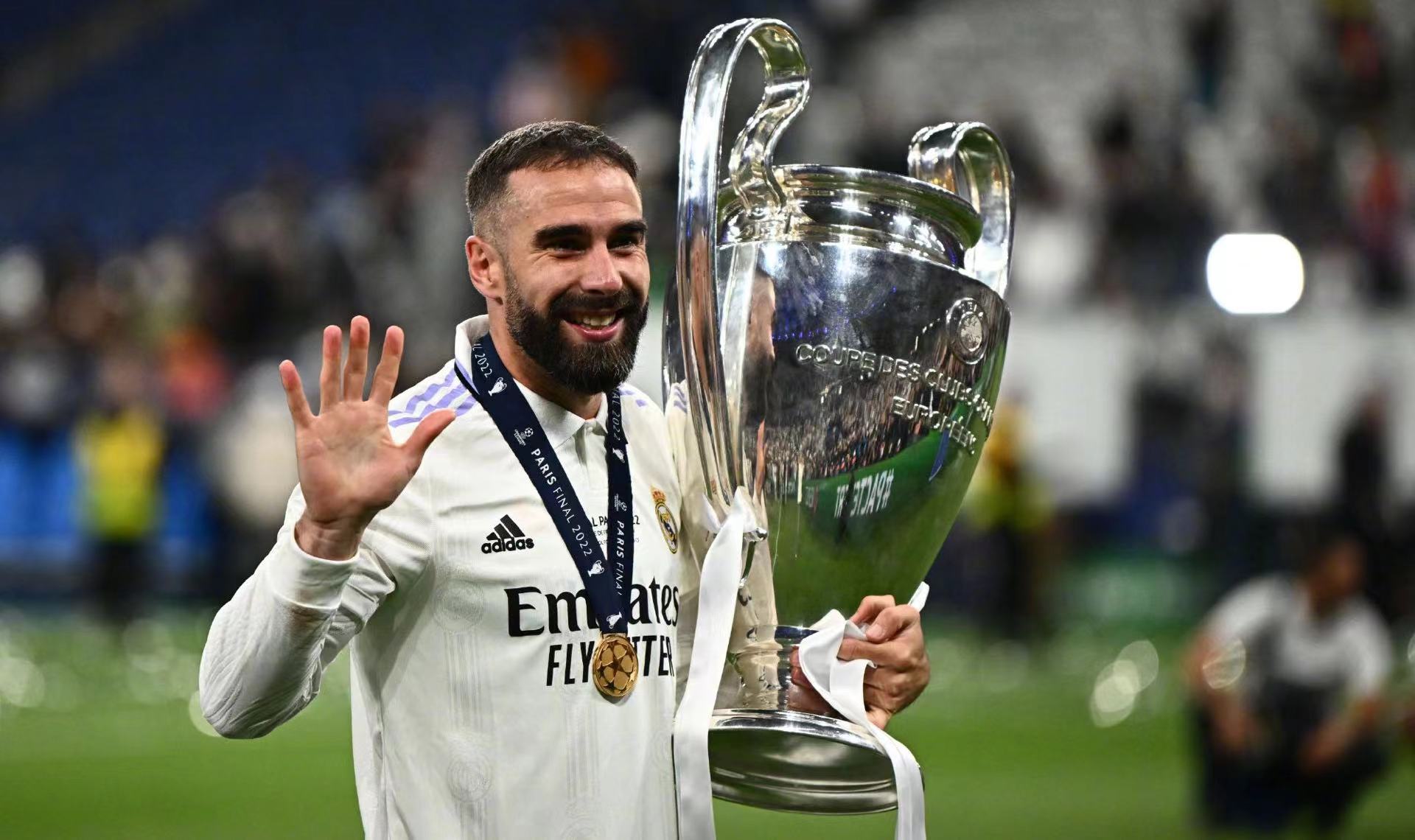 哥伦比亚绝杀日本，卡瓦哈尔惊艳四座