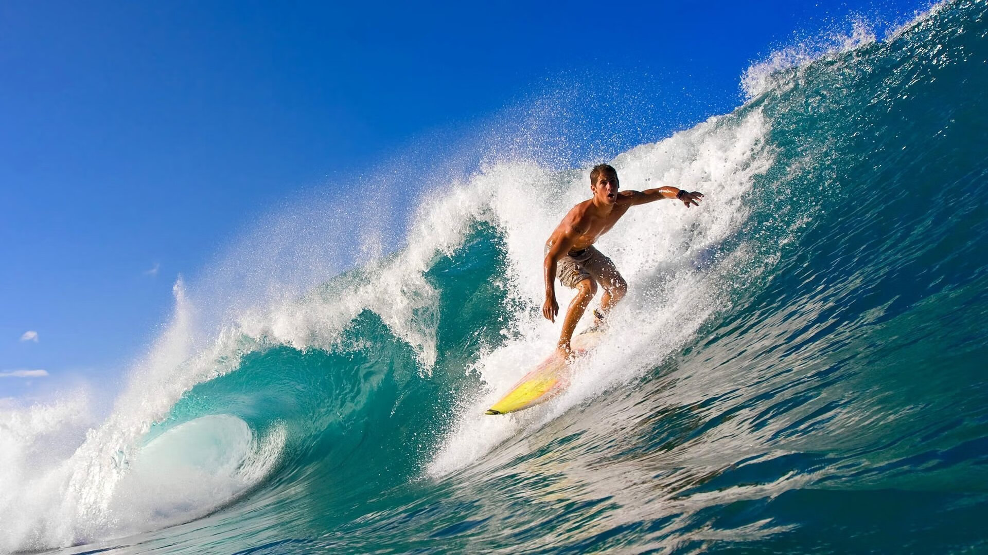 F1年度争冠之夜，布克赛后评分拉满，赛道与球场的终极共振